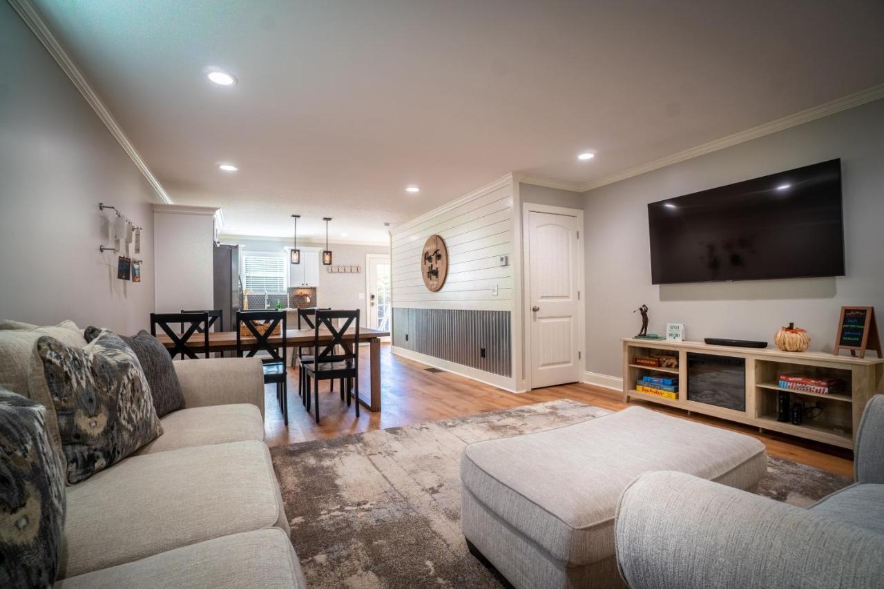 Par-Tee Haus I- Game Room & Hot Tub-Walk To เฮเลน ภายนอก รูปภาพ